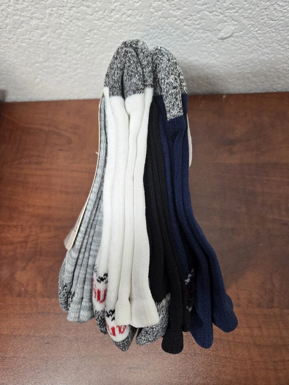 Hanes Premium Men's Athletic Crew Socks - Navy & Heather Gray (4-Pack) Nwt